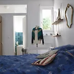 Bright Apartment Near Bastille